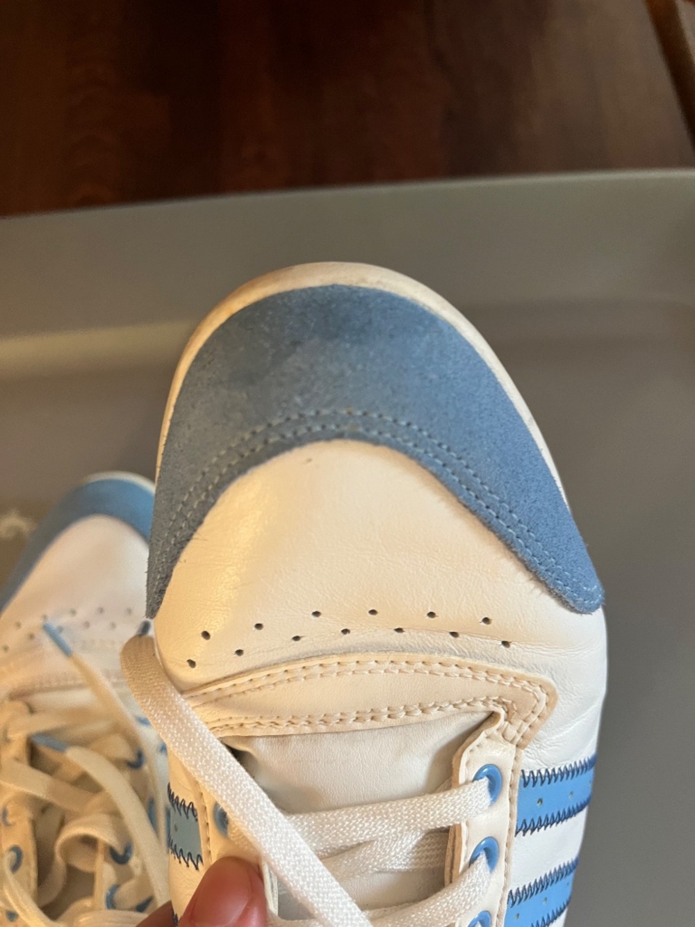Adidas Adicross Spikeless Golf Shoes White Sky Blue Suede Sneakers 675552 - Picture 6 of 6